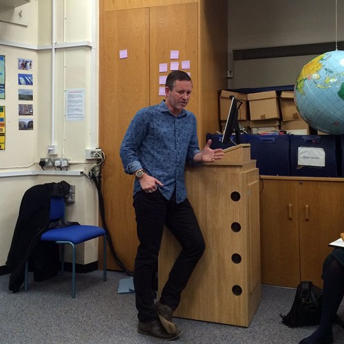 Linguistic superdiversity as a “new” theoretical framework in applied linguistics