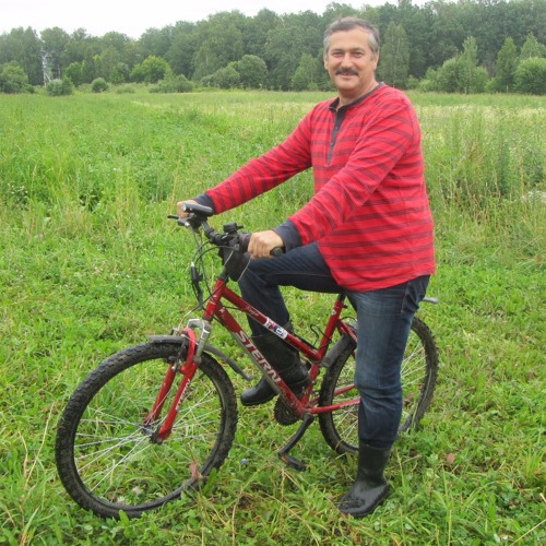 "БУКЕТИК РОЗ" Александр Шмелёв и "МАМИНА"(сл. и муз. Александр Шмелёв)