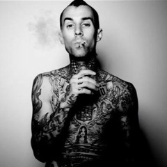 Travis Barker on KX 93.5