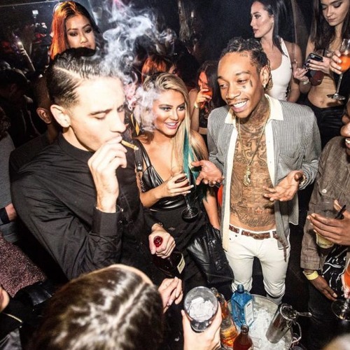 Wiz Khalifa + G-Eazy - Order More At The Bake Sale (MASHUP)