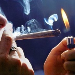 LIGHT IT UP - IKON BOOTLEG [ROLLING MIX] - FREE DOWNLOAD @ 500 FOLLOWERS