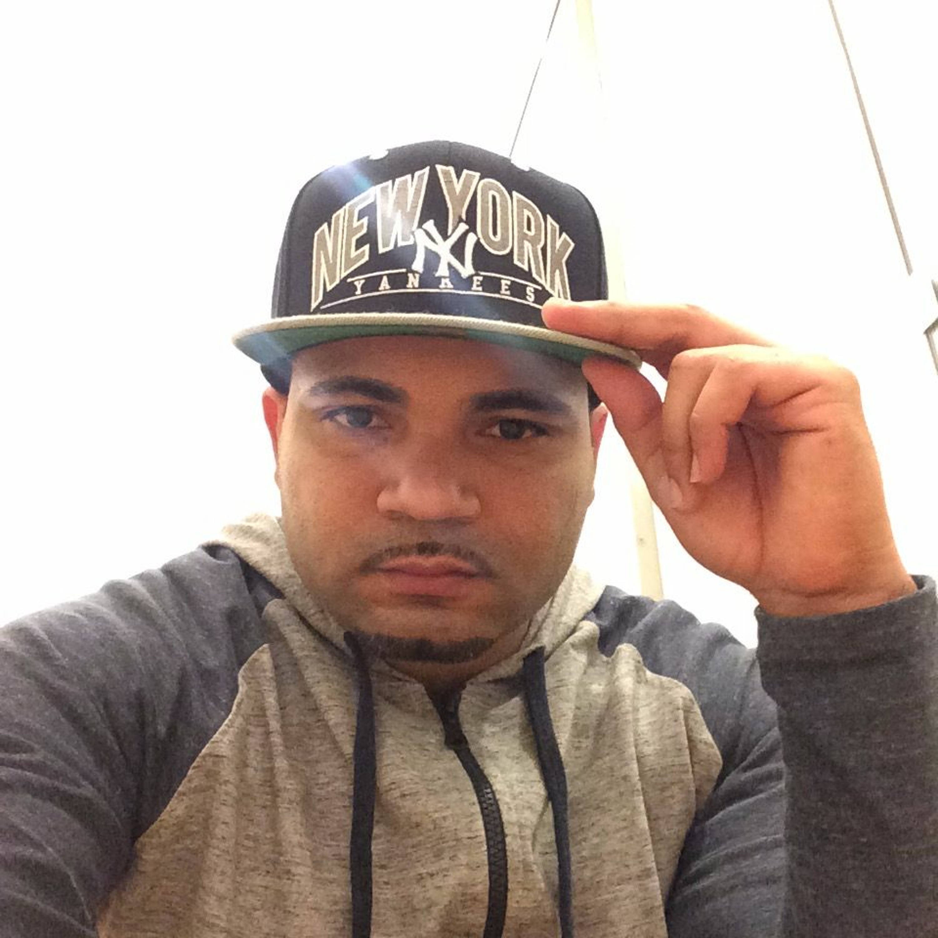 Instagram @DJOzzieOlivera
