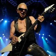 Scorpions - Here I Am(Live Orcestre)vvg