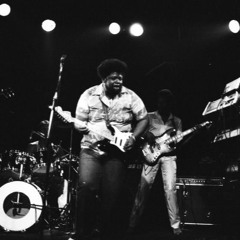 BUDDY MILES - Down By The River (live)