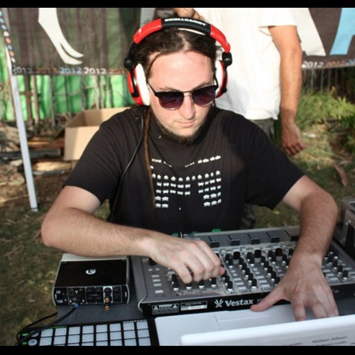 [2005] Tom Cosm - Live At Full Circle 2005