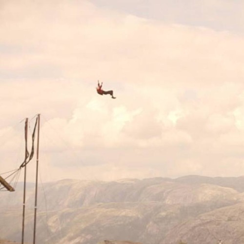 [old esx sampler things] Up in the air -