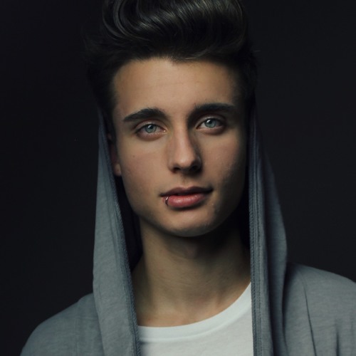 Weeklychris Christian Collins Songs By Tisarihere On Soundcloud