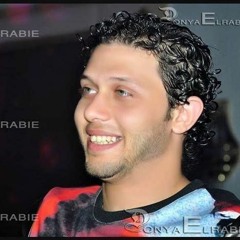 عبد السلام والعريس بيصالح العروسه أطلع يالا - انزل يالا - لسه زعلانه  - YouTube 2