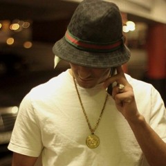 JUBIN - LOUIS V GUCCI