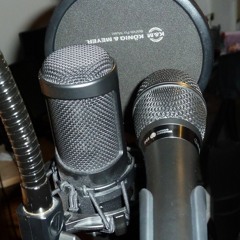 Sound comparison Audio Technica AT2010 - AT2035 Part #1
