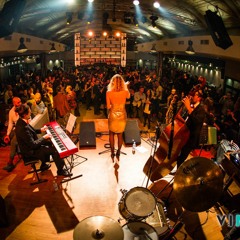 Tu Vuo Fa l'Americano / Mambo Italiano