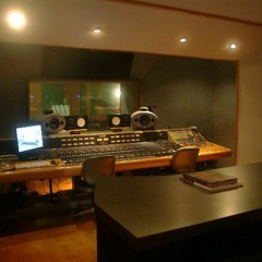 jOhNNy bLazE ft. MijEE, kOmpOsuR3, knOwSis - stRifE