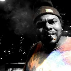 12. - ZRM - CADILLAC - DINOSSAUROS - Pt. - JAMÉS - VENTURA - Prod. - Hennesilva.mp3