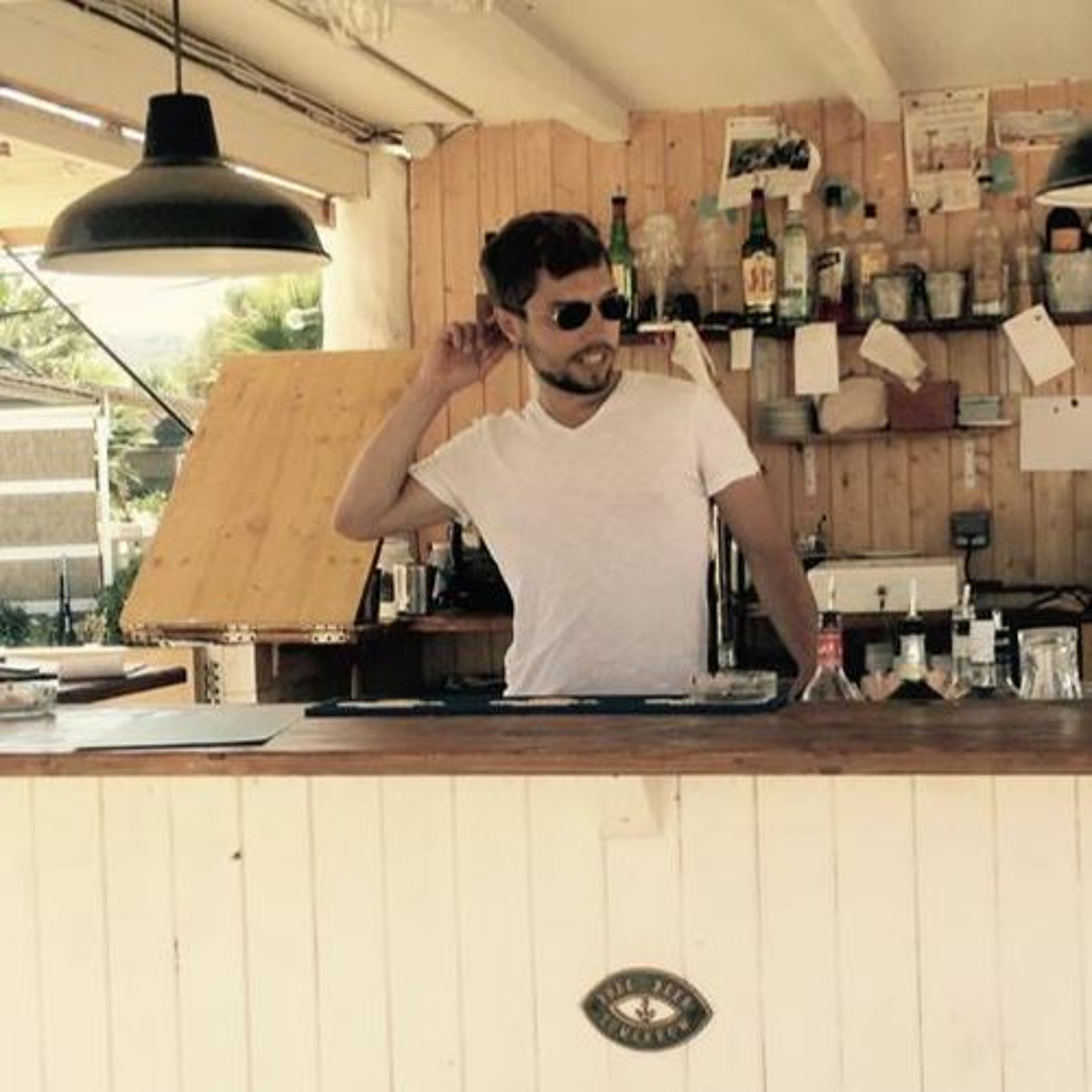 Interview de Romain Balard - Second en Cuisine au Restaurant Le Monteverdi episode artwork