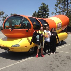 The Bennett Show Interview: Joey Bologna, Wienermobile Driver