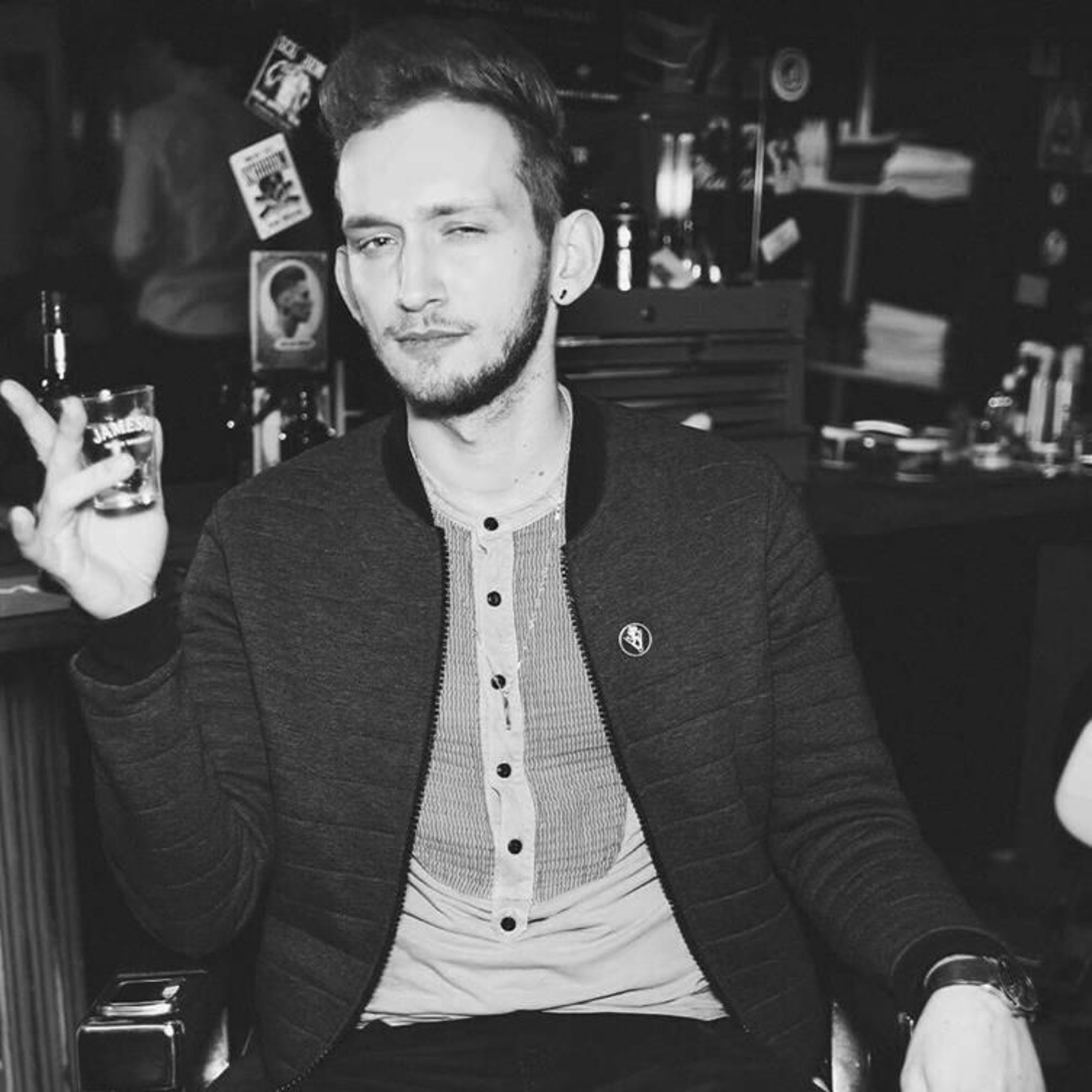 Interview de Daniel Ronan Hynes - Barman A21 Decades à Helsinki episode artwork