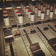 How To Live With A Broken Heart (Guitar Hip Hop Beat, Experimental Rap Instrumental)