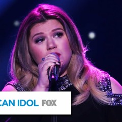 Kelly Clarkson Performs Piece By Piece - AMERICAN IDOL