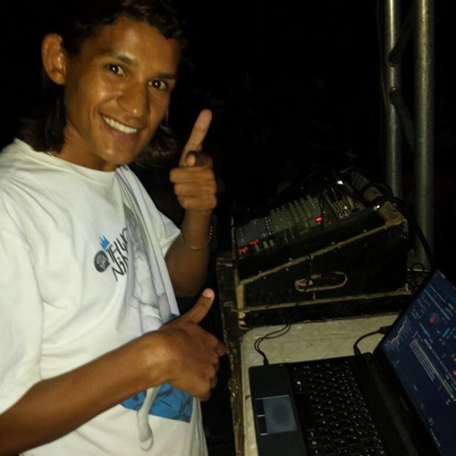 MC G15 == ARROCHA DE UMA SENTADA DAQUELAS NERVOSA [DJCABELINHO DO ARROCHA]