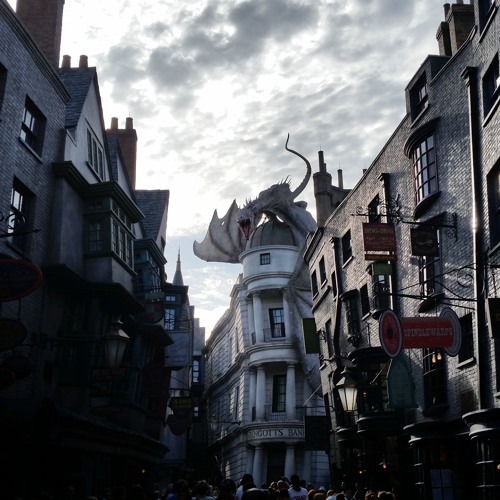 Harry Potter - Expecto Patronum (Goblins From Mars Trap Remix) [Trap]