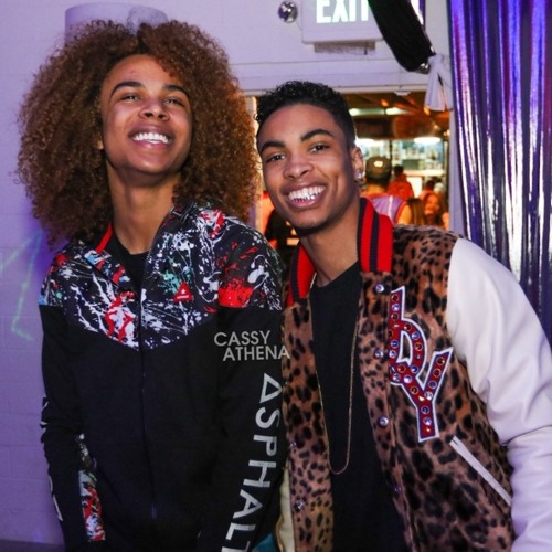 Right Away Feat. Andrew Newt & WillGotTheJuice