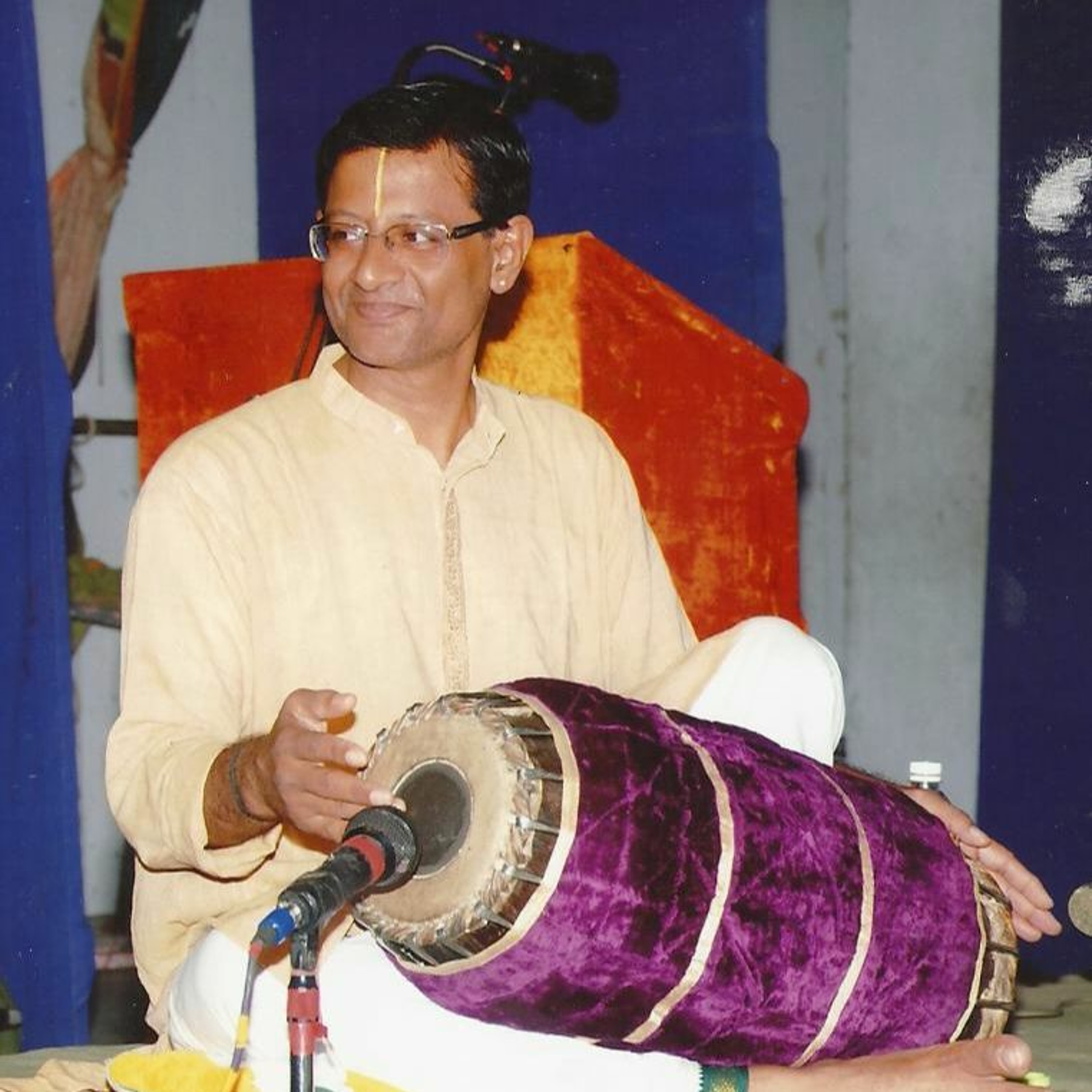 Carnatic Percussion Solo-Listen to Mridangam Solos by Mannarkoil Balaji, Mridangam Artiste