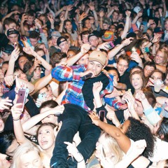 Go Crazy (In That X Roses)