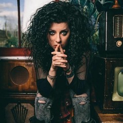 Izzy Thomas & James - Come Together - mp3 (unmixed live acoustic)