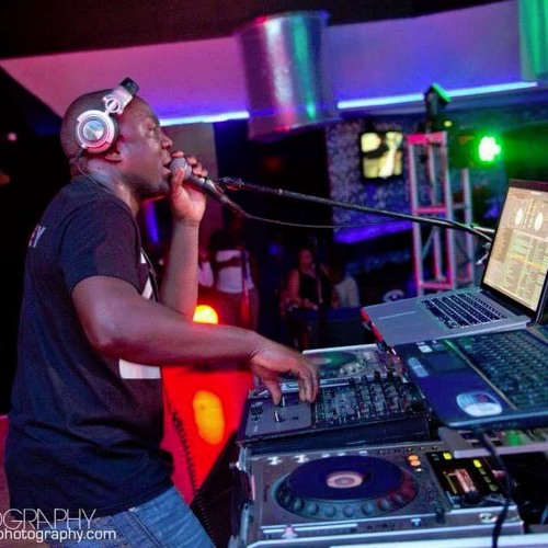 DJ DEE MONEY PRESENTS THROWBACK HIPHOP, R&B, REGGAE, AFROBEATS, MIXTAPE