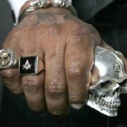 My precious! Man finds class ring lost out car window in 1972 through Facebook