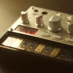 Korg Volca Bass: Gouryella Tenshi (unprocessed audio)