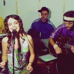 "La Mia Banda Suona Hip-Hop" - Ellis