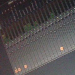 Raps of sax beat
