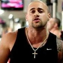 B - Dynamitze - Investimento Milionário Ft. Família Shake (CLIPE OFICIAL)