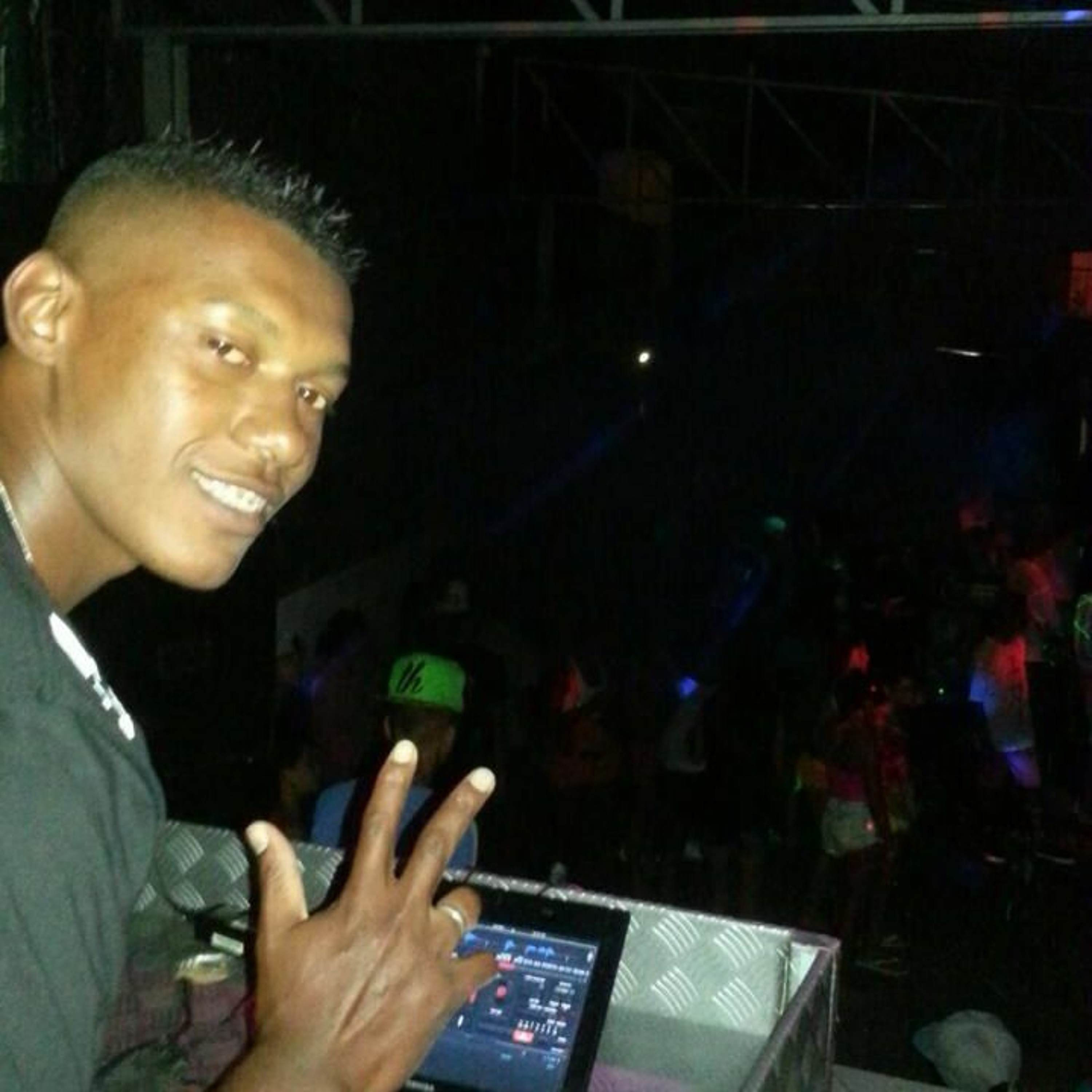 Dj Leandro do JB