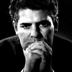 من خویشاوند نزدیک هر انسانی هستم که خنجری در آستین پنهان نمی کند