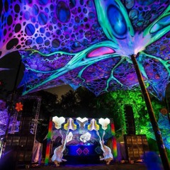 Devochka & DoubKore - Overload