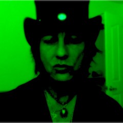 Tupac and Kanye West with Frank Rizzo-Gettin' Money Produced By Russell Workman