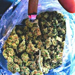 MistaLia -Stress Reliever ft Lil-C & Ceno