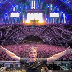 Martin Garrix Ft Avicii - Hold On Never Leave (ID) @Ultra Music Festival 2016