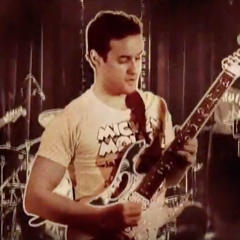 SUPERSONICGUITARBOY Performing WONDERFUL SLIPPERY THING - (Guthrie Govan)