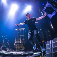 Hardwell - ID(Played by Hardwell @Ultra Music Festival 2016)