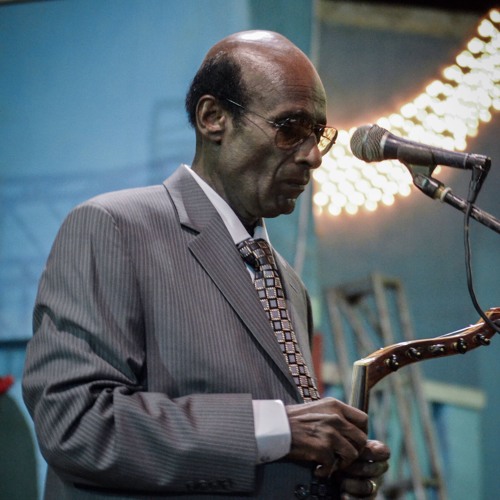 الفنان الأستاذ محمد الأمين - همس الشوق - سهرة رمضان - قناة النيل الأزرق