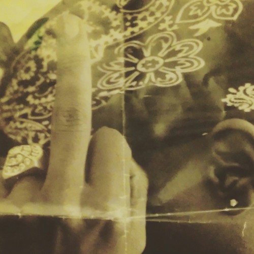 phil in the _ _ _ _ _ - - Artistically Schizophrenic - 05 read between the lines.mp3