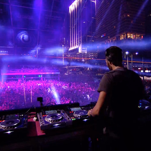 Cedric Gervais Live At Ultra Music Festival 2016