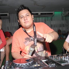 MC GUTTY - DESAFIO DAS DANÇARINAS COM AS GAYS [DEEJAY ALEX COSTA]