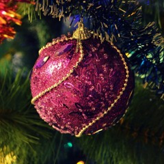 King of Bass – Carols Of The Bells (Christmas Dubstep Remix)