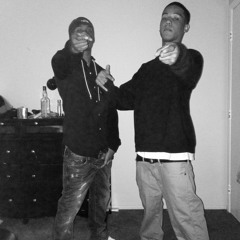 Romo Ft Derrious - Streets