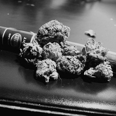 ft. D2thedre - Light The Capone (Prod. by Sqvxlls)