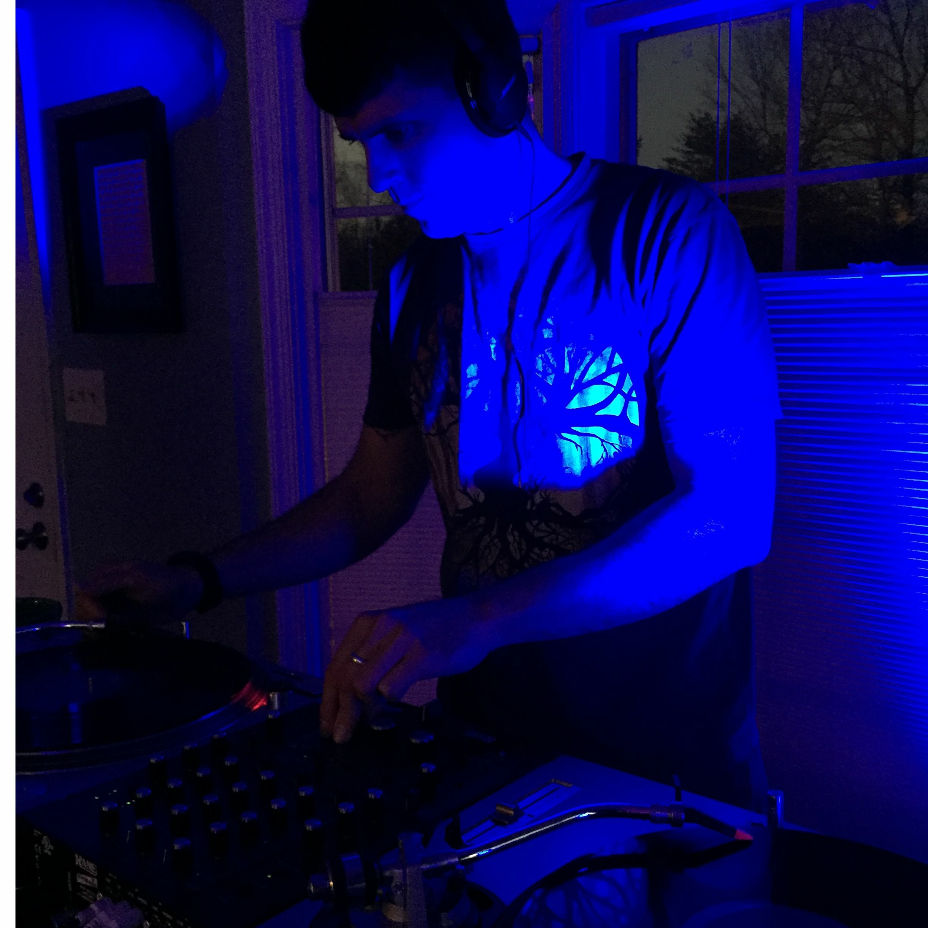dj IMPROVIZE